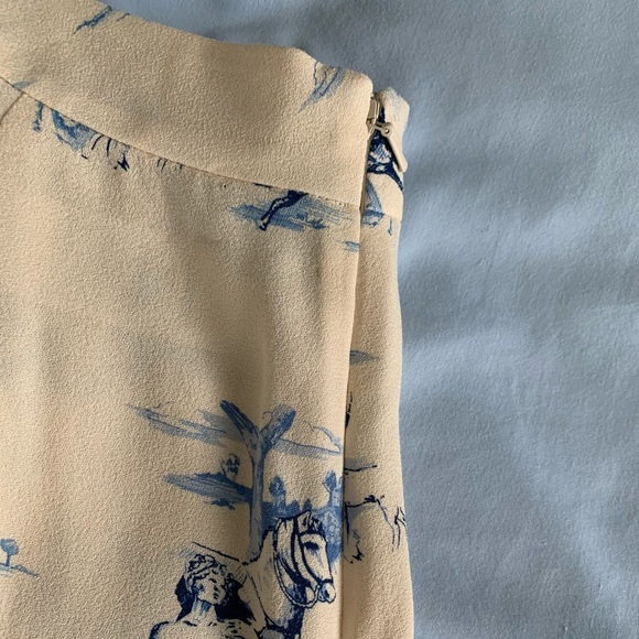 Aritzia Sunday Best Xenia Size 8 Printed Miniskirt - Picture 3 of 6